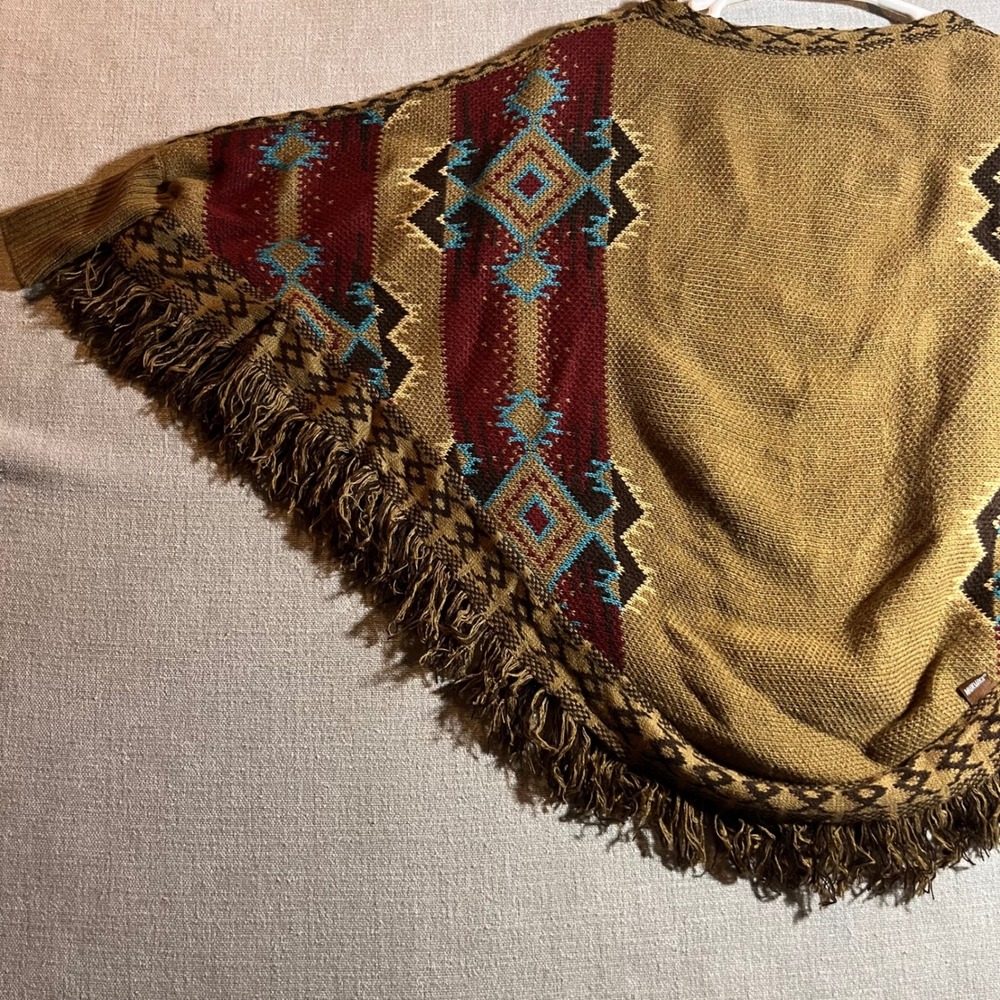 New Womens Aztec Fringe Poncho Western Boho Sweater Cape One Size Aged Rope - Picture 3 of 9